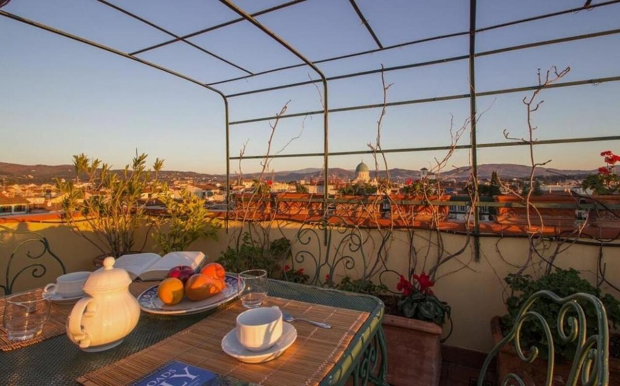 Signorelli Halldis Appartamento Firenze